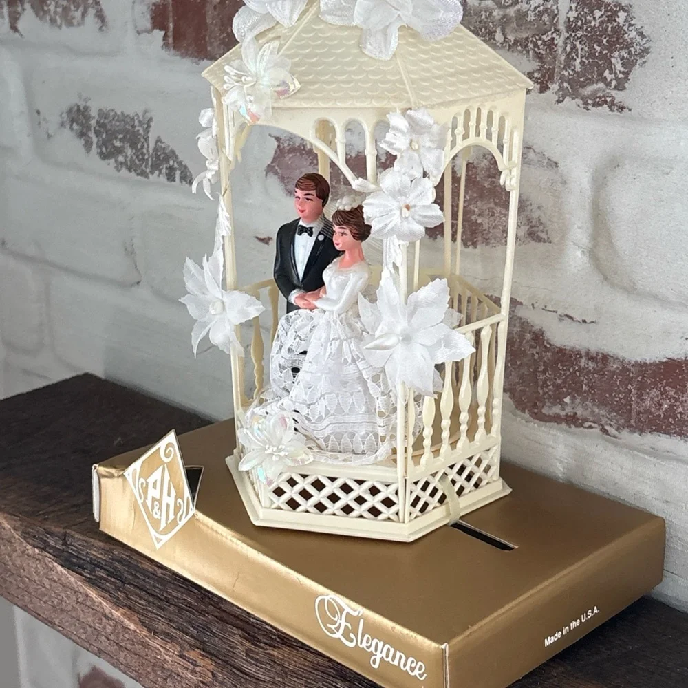 Pfeil & Holing NY VTG 1950-60’s Wedding Cake Topper NOS In Package Plastic RARE